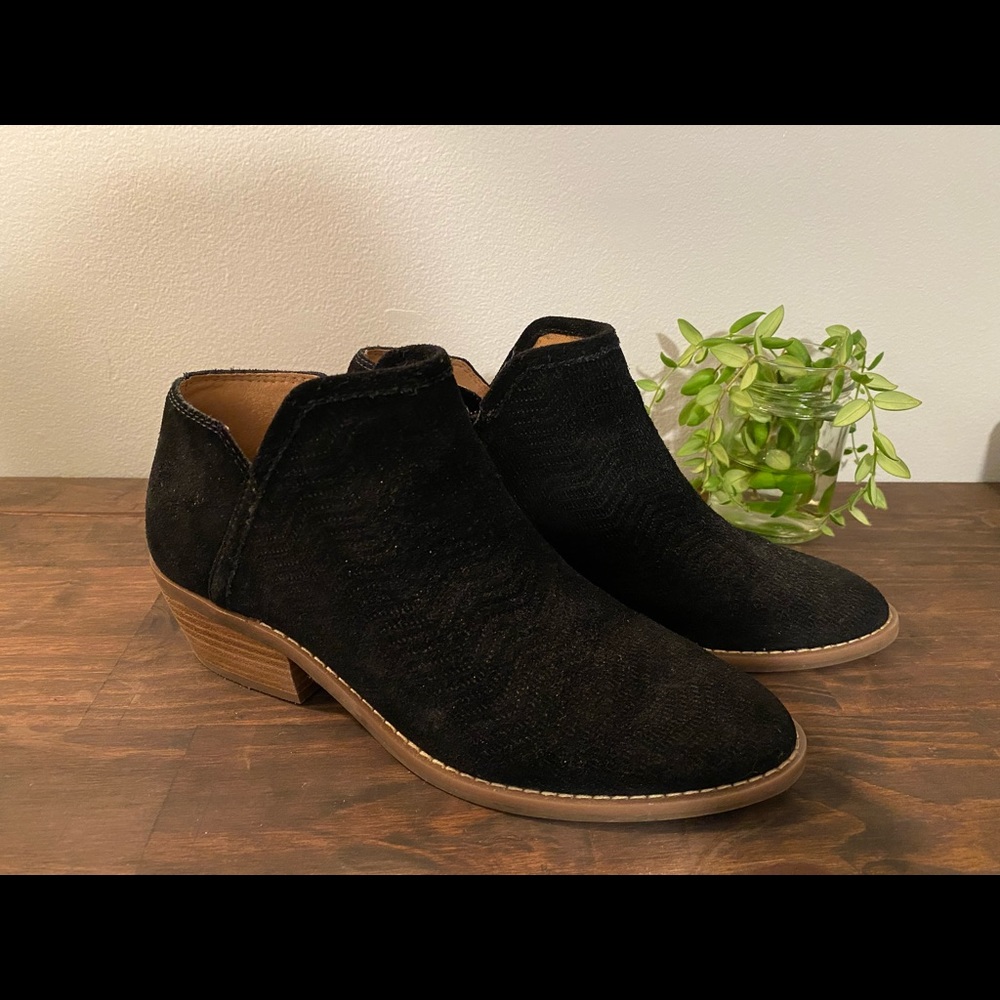 Lucky Brand- women’s ankle booties- size 7.5